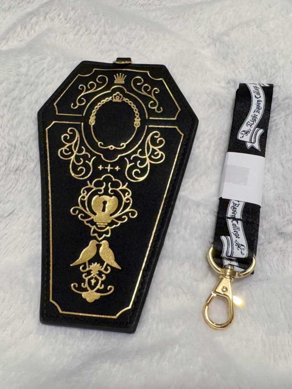 Disney Japan ツイステ Twisted Wonderland x R4G Coffin Pass Case